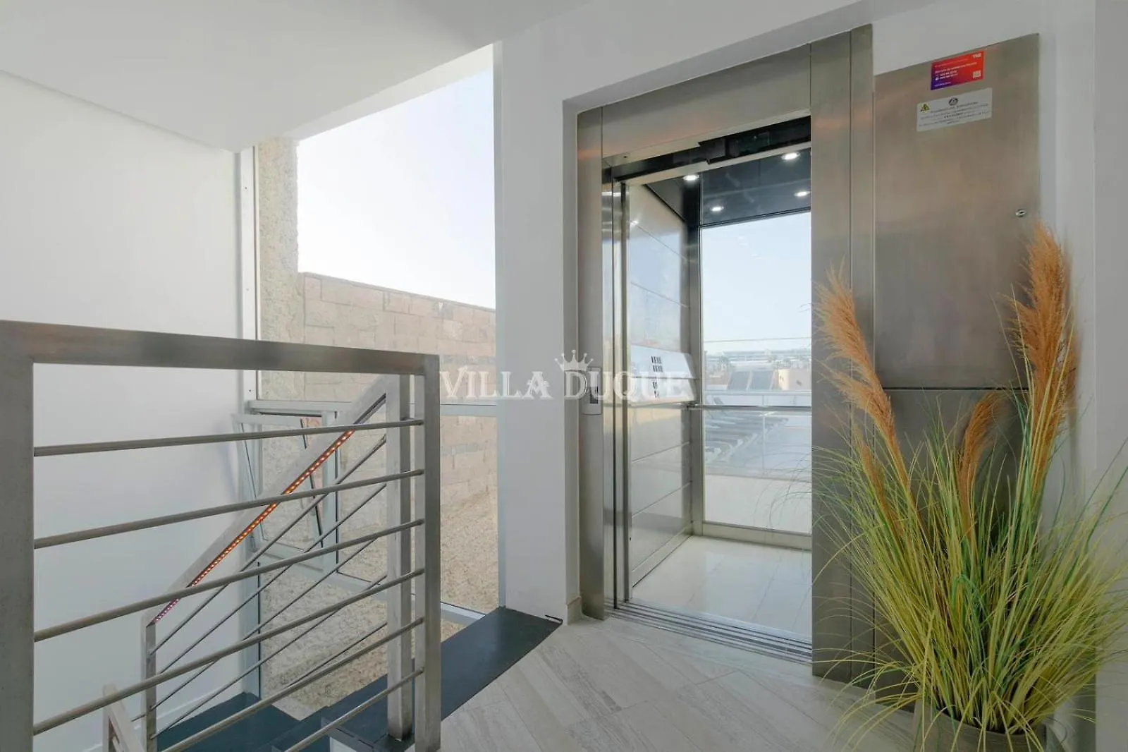 El Duque Modern Villa With Pool アデヘ